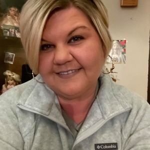 Meet your Posher, Jeanine